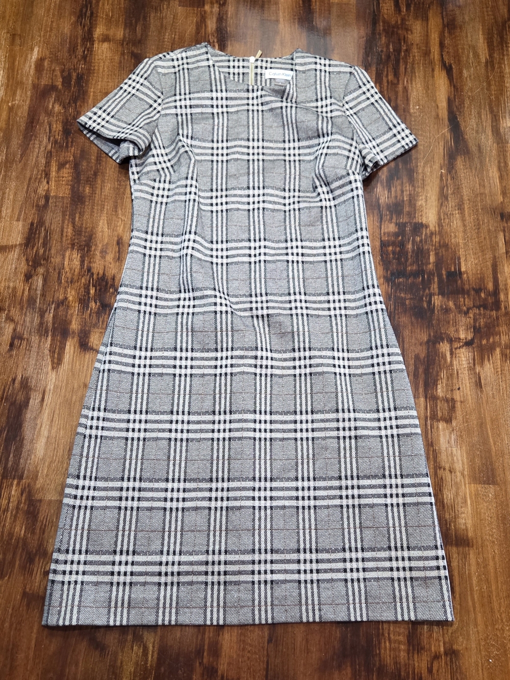 Calvin Klein black and white Plaid Sheath Knee Length Dress Crew Neck Size 2